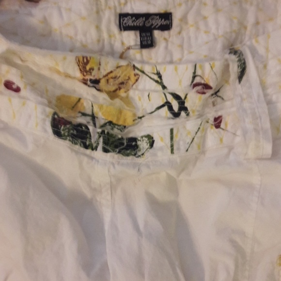 GORGEOUS BOUTIQUE SHORTS,WORE ONCE - Picture 4 of 8